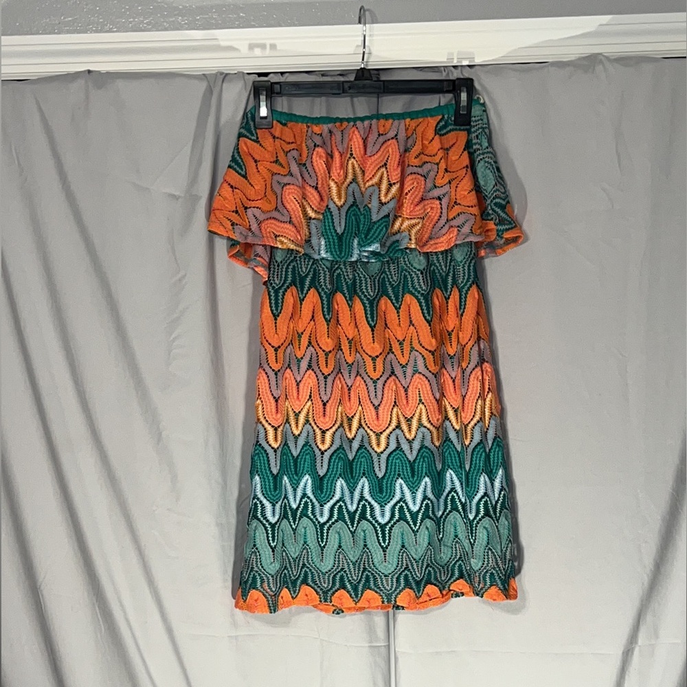 Straplesss summer dress